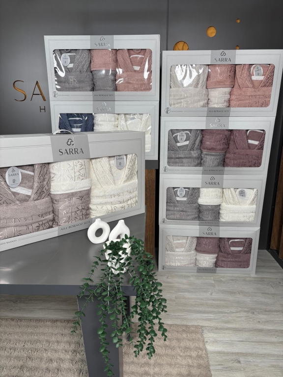 SARRA BAMBU AİLE BORNOZ SETİ