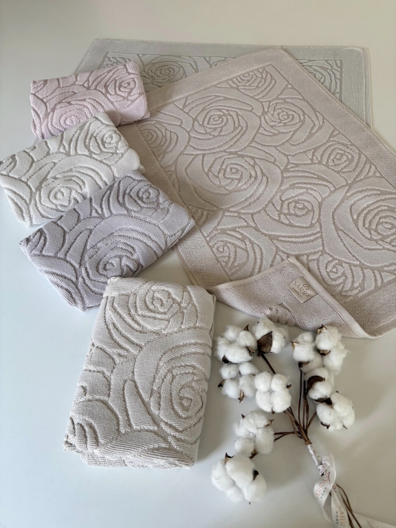 SARRA 50x70 BAMBU AYAK HAVLUSU - GÜL
