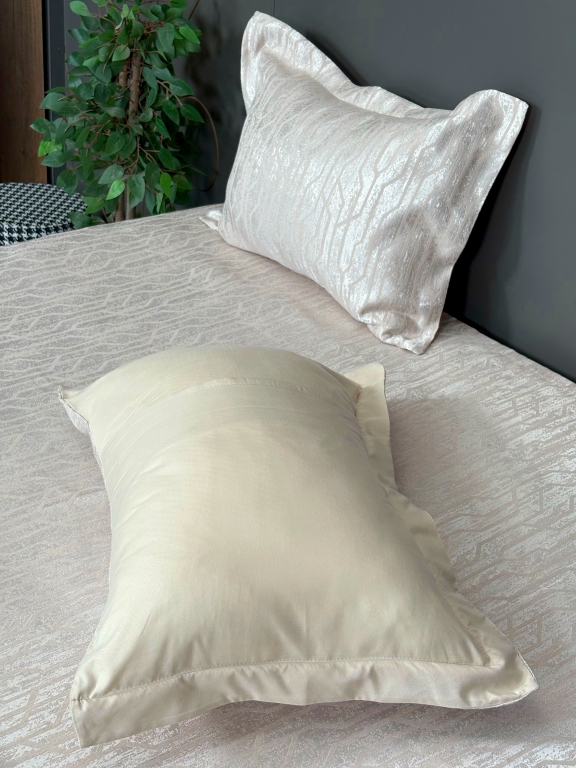 SARRA ÇİFT KİŞİLİK YATAK ÖRTÜ SETİ - LENNA