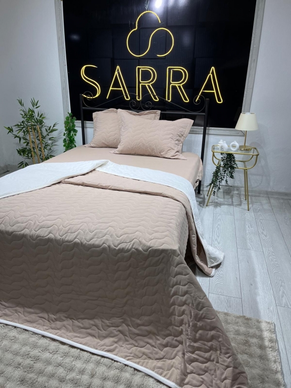 SARRA HOME ÇİFT KİŞİLİK KAPİTONE YATAK ÖRTÜSÜ